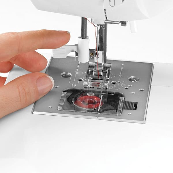  Customer reviews: Brother Sewing Machine, XM2701, Lightweight  Machine with 27 Stitches, 6 Included Sewing Feet