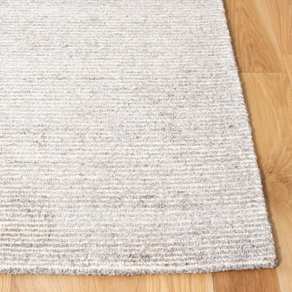 Gray Hand-Tufted Wool and Viscose 4' x 6' Area Rug