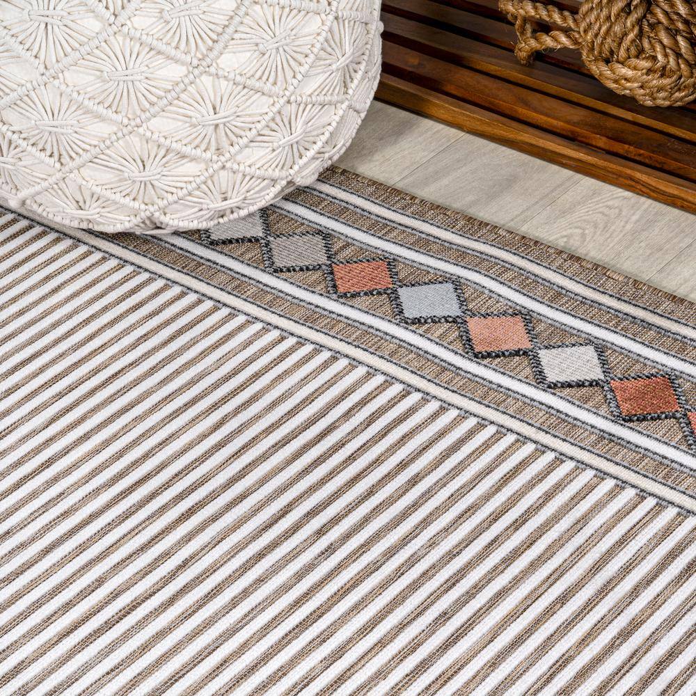 Sebastian Brown and Ivory Geometric Synthetic Rectangular Rug 3' x 5'
