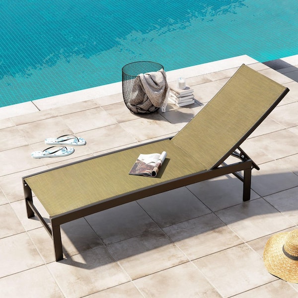 1-Piece Aluminum Outdoor Chaise Lounge with 5 Adjustable Backrest in Light Brown