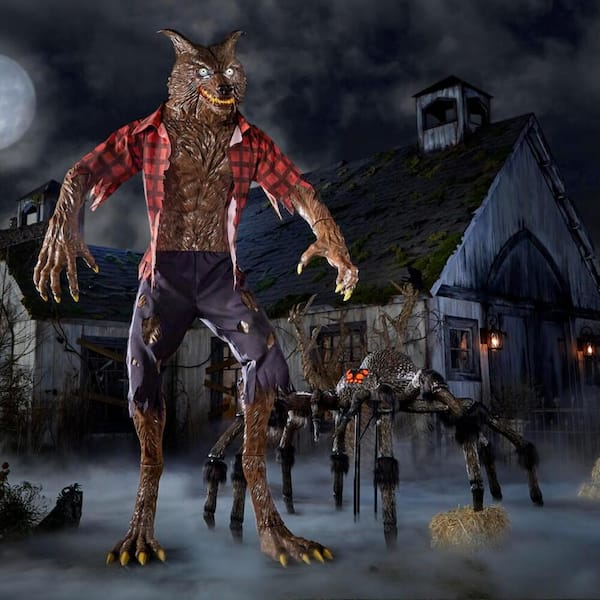 Home Accents 9.5ft Animated Immortal Werewolf Animatronic