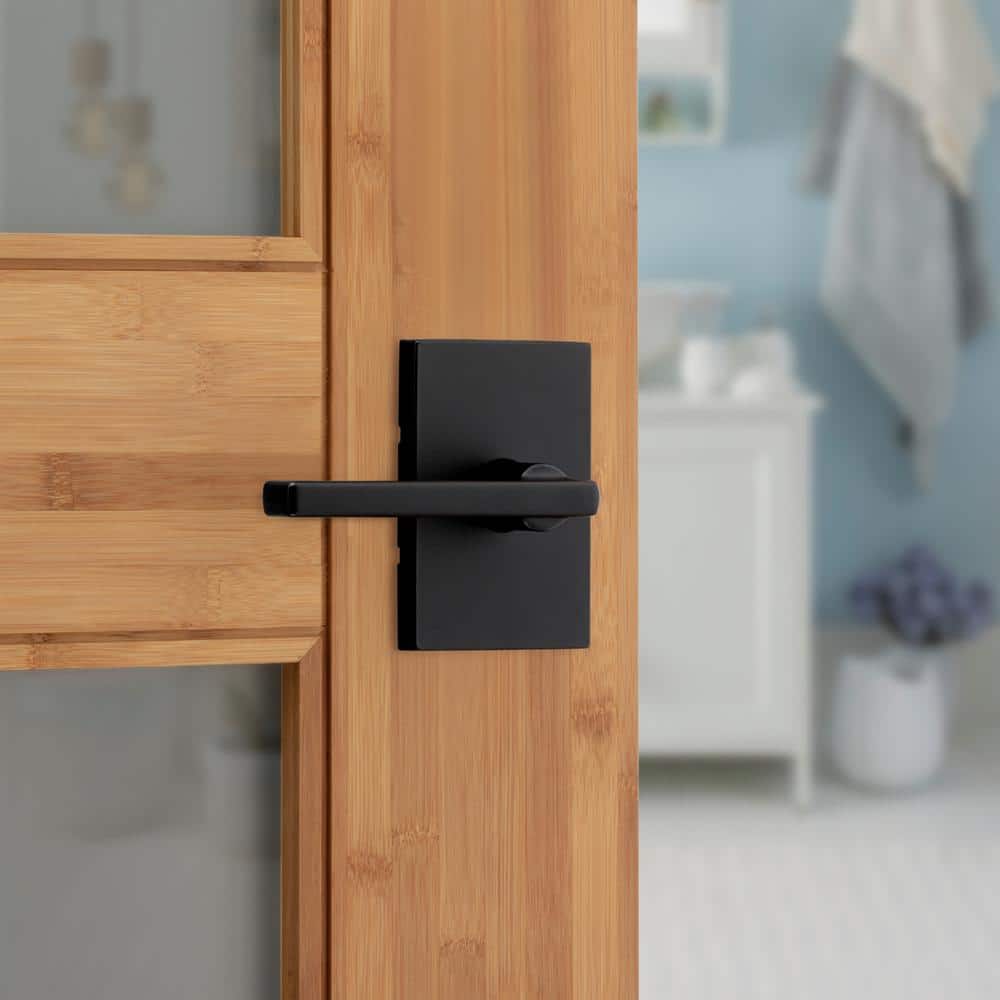 Matte Black Metal Privacy Door Lever Handle