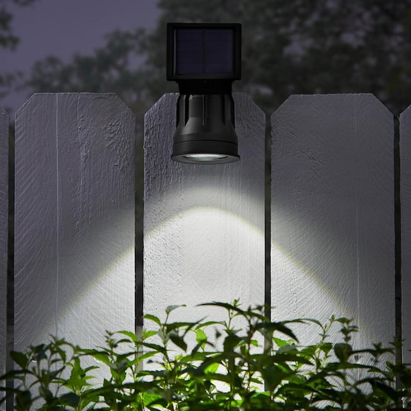 Startpunt Komkommer Honderd jaar Hampton Bay Solar Black Outdoor Integrated LED Spot Light with Clip 20  Lumens 10609-20-1BK - The Home Depot