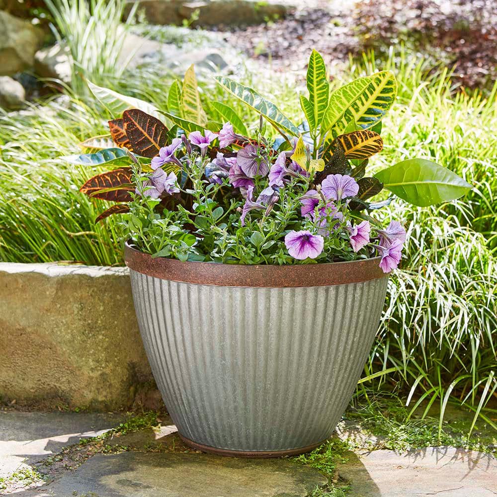 Westlake 20.5" Rustic Brown Resin Outdoor Planter