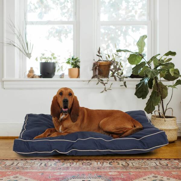 Carolina Pet Company Large Red Indoor/Outdoor Striped Jamison Bed