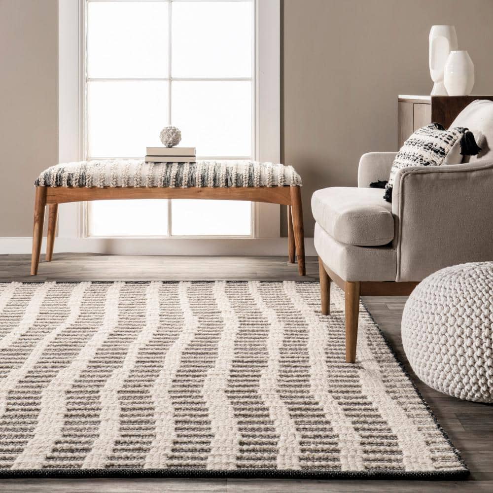 Handmade Black and White Wool Stripe Rectangular Rug 8' x 10'