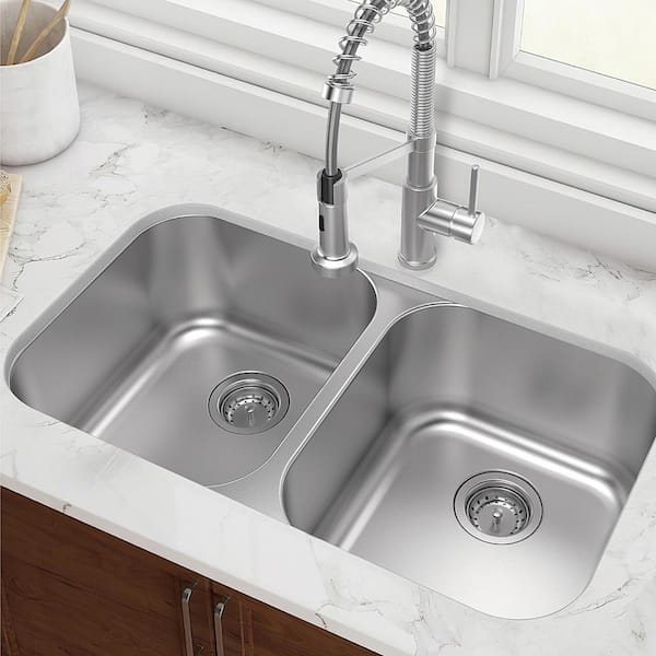 Builder 32 in. Undermount Double Bowl 18 Gauge Stainless Steel Kitchen Sink with Strainer