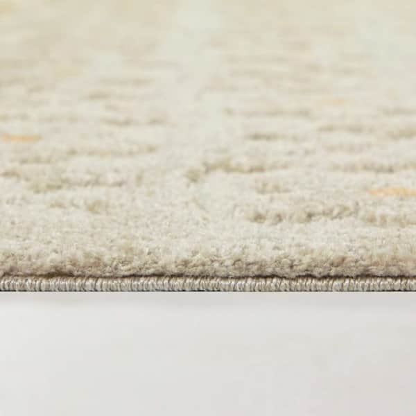 Helen Cream 5 ft. 3 in. x 7 ft. Floral Indoor/Outdoor Area Rug