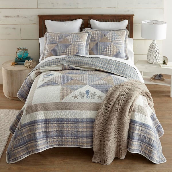 Coastal Star 3-Piece Blue and White Cotton King Quilt Set