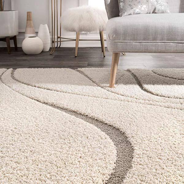 Carolyn Off-White Synthetic Tufted Shag Round Rug, 7' 10"