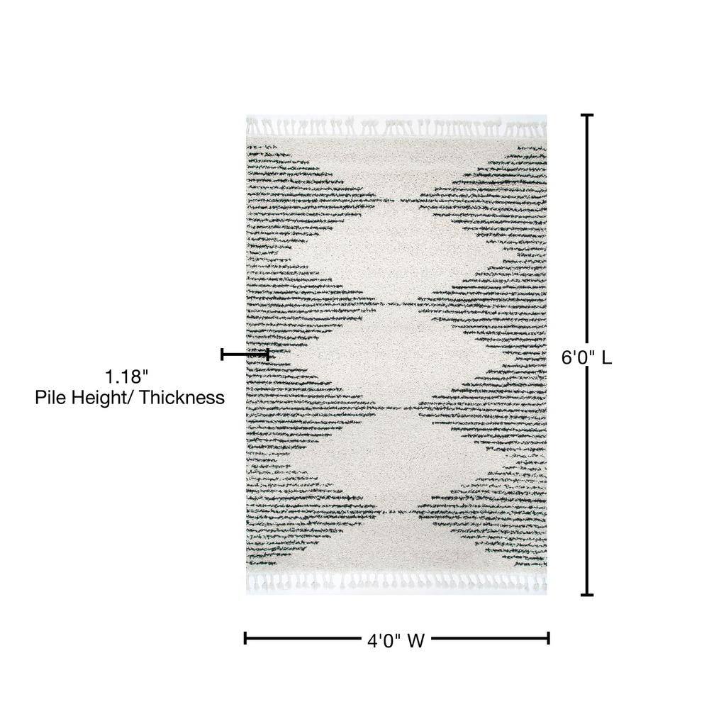 Off White Geometric Shag 4' x 6' Area Rug