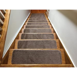 Euro Cappucino 7 in. x 24 in. Indoor Carpet Stair Tread Cover Slip Resistant Backing (Set of 7)