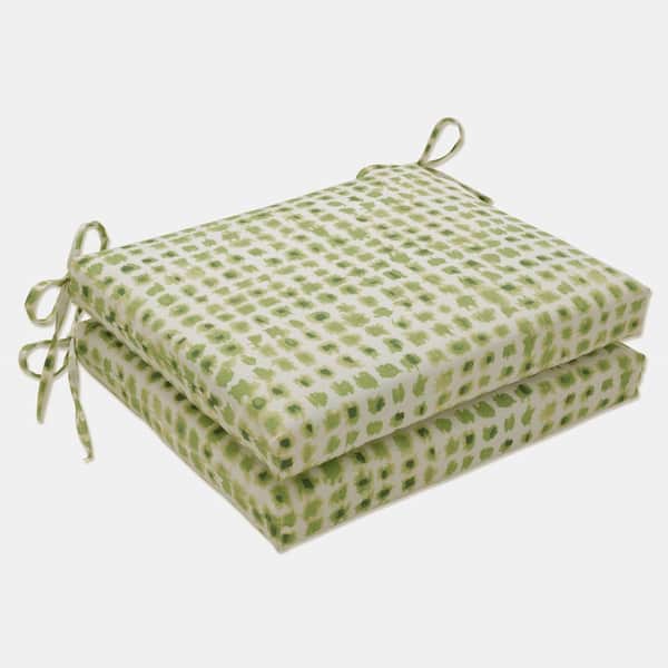 Pillow Perfect 18.5 x 16 Outdoor Dining Chair Cushion in Green/Ivory (Set of 2)