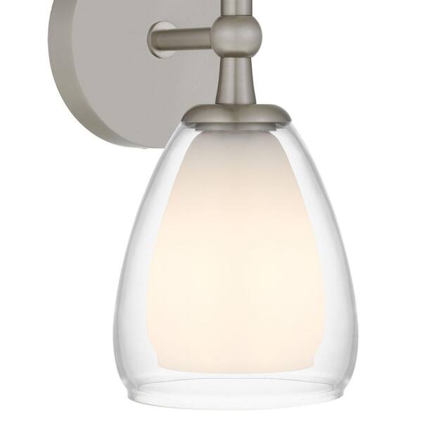 Quoizel Vivienne 1-Light Brushed Nickel Wall Sconce with Clear