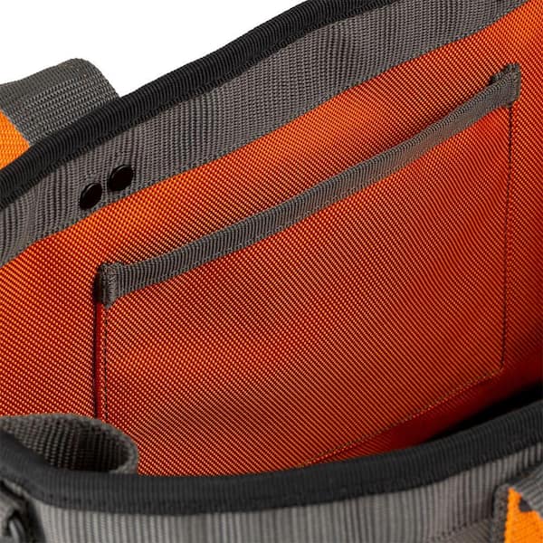 https://images.thdstatic.com/productImages/77a2f0b5-4297-4643-aa74-bed5751f4e8d/svn/orange-black-gray-ridgid-tool-bags-rd60088-th-77_600.jpg