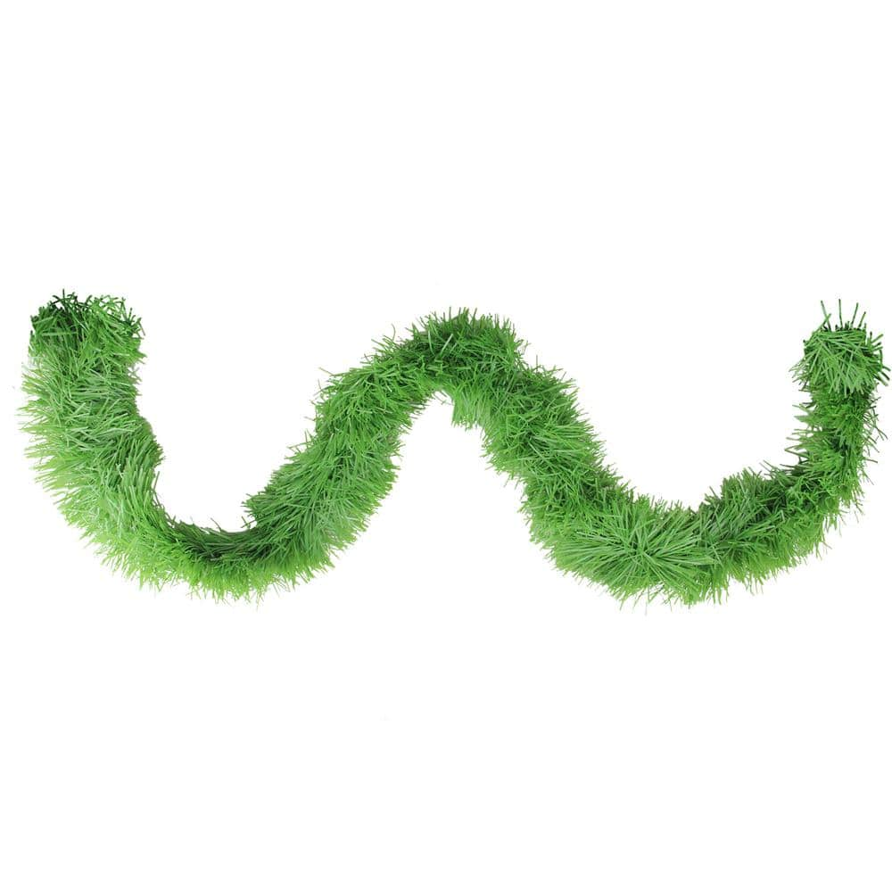 Northlight - 50 ft. Green Mountain Pine Artificial Christmas Garland - Unlit