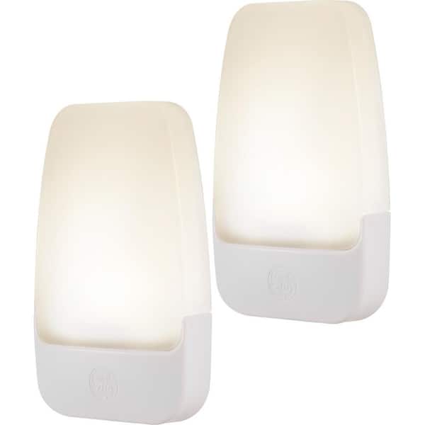 GE LED Night Light Plug-In Dusk-to-Dawn Sensor for Bedroom White 2 Packs 