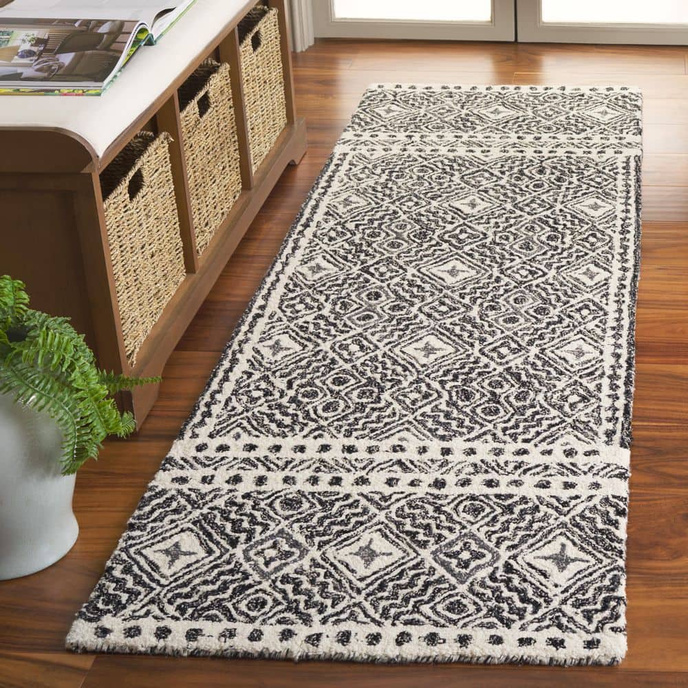 Micro-Loop 2 ft. x 7 ft. Black/Ivory Multi-Diamond Border Runner Rug price history on PriceWatchPro