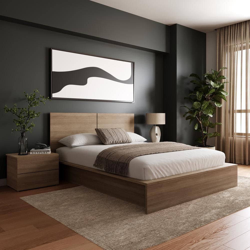 James 4-Piece Brown Oak Bedroom Set with Queen Platform Bed