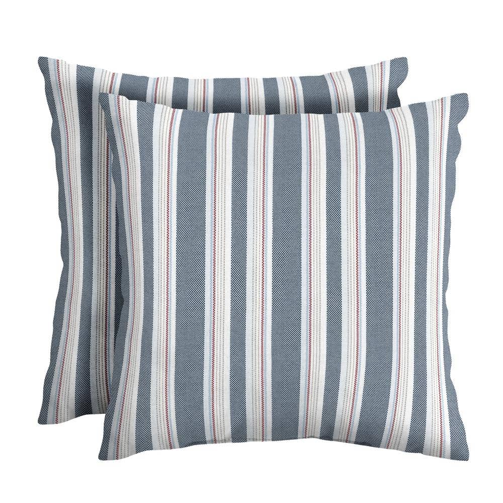 https://images.thdstatic.com/productImages/77d50fef-440b-4862-8033-61b50dc6ef8d/svn/arden-selections-outdoor-throw-pillows-fp07549b-d9z2-64_1000.jpg
