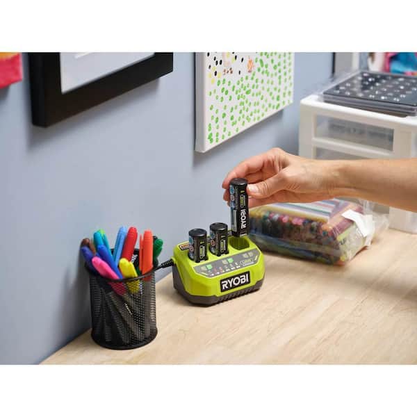 RYOBI - USB Lithium 3-Port Charger