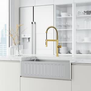 Edison Pro 20 in. Single Handle Pull Down Sprayer Kitchen Faucet in Matte Brushed Gold