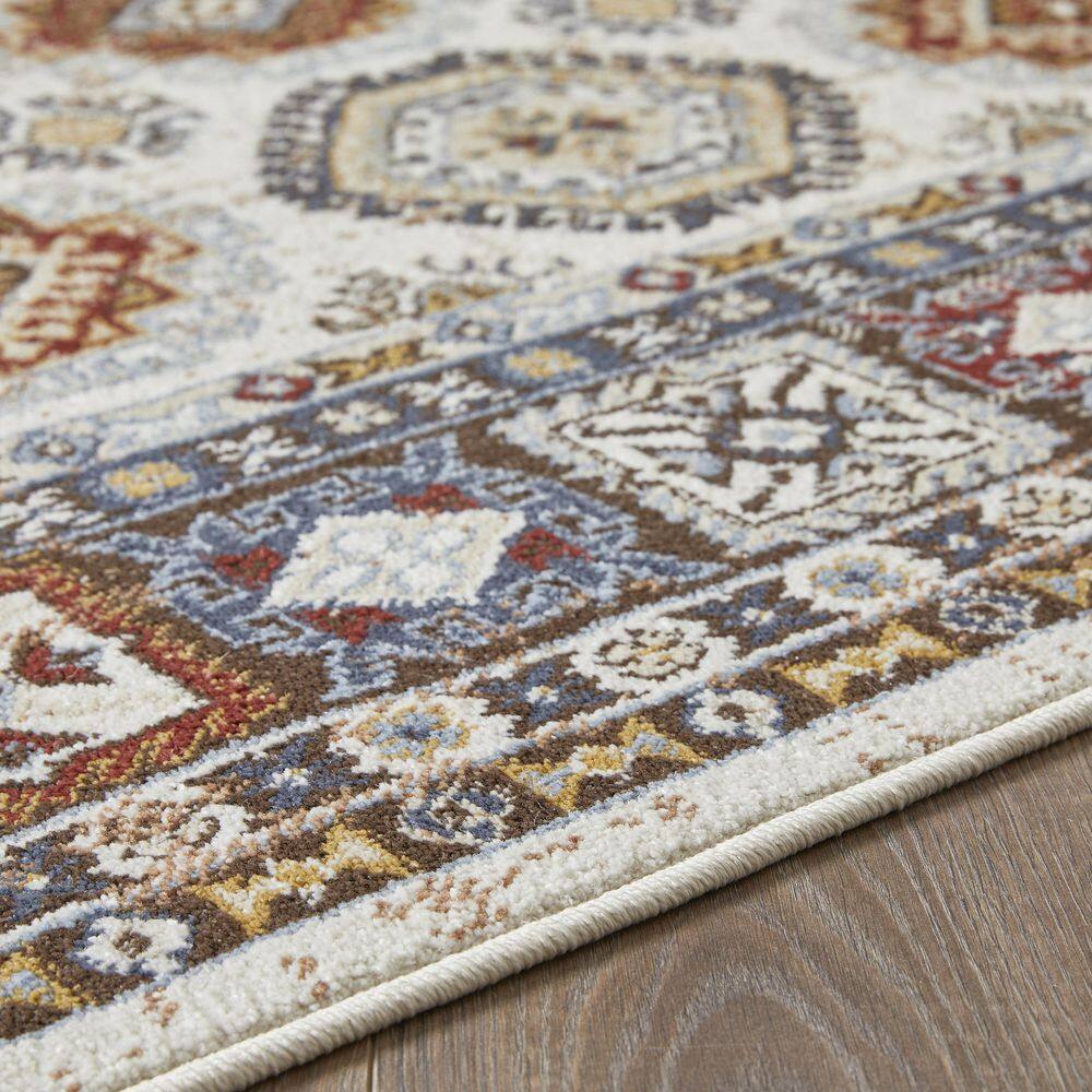 Classic Quilt-Inspired 5' x 7' White and Grey Synthetic Area Rug