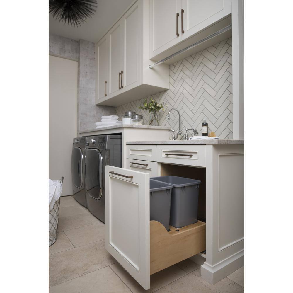 Natural Maple Dual Pull-Out Trash Can with Soft-Close Slides