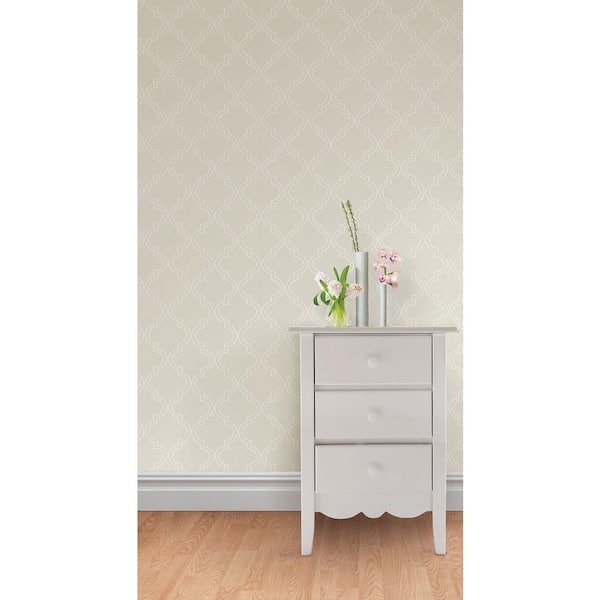 Taupe Quatrefoil Neutral Wallpaper Sample