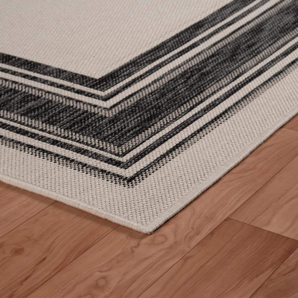 White Geometric Flat Woven Synthetic 5' x 7' Area Rug