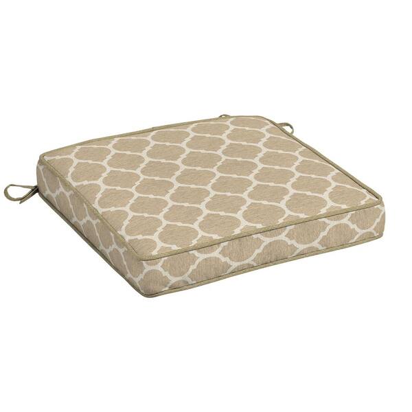 hampton bay toffee trellis cushion