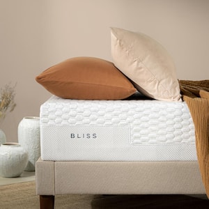 Bliss 10 Inch Medium Smooth Top King Memory Foam Mattress, Made in USA