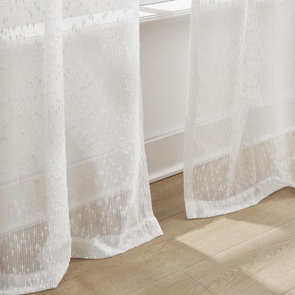 Lush Decor Aileen Textured Raindrop White Polyester 38 in. W x 84