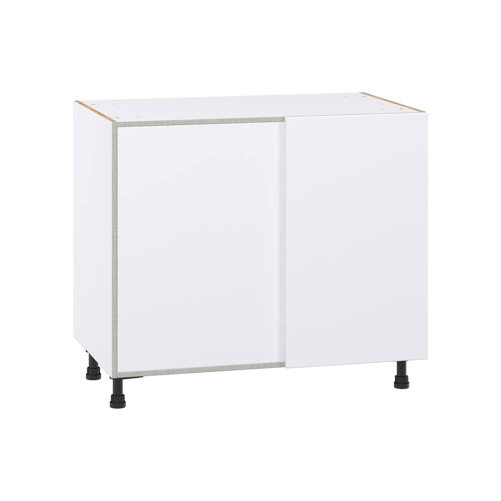 J COLLECTION Fairhope Glacier White Slab Assembled Blind Corner Base  Kitchen Cabinet with Pull Out (39 in. W x 34.5 in. H x 24 in. D)  DSBBCL39LC-FR - The Home Depot