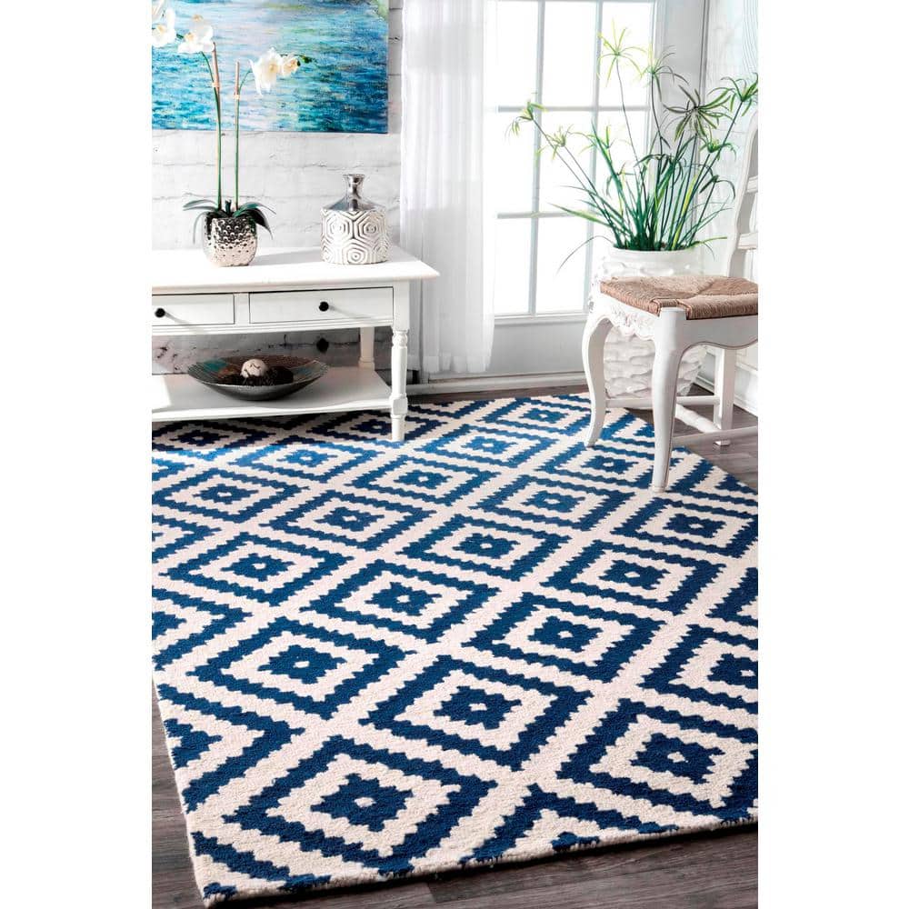 Navy and White Geometric Wool Tufted Area Rug, 5x8