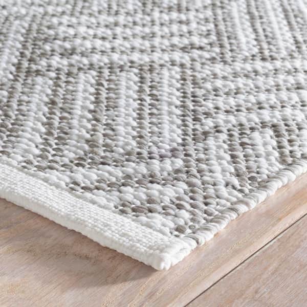 Crisscross Handwoven Platinum 3 ft. x 8 ft. Outdoor Runner Rug