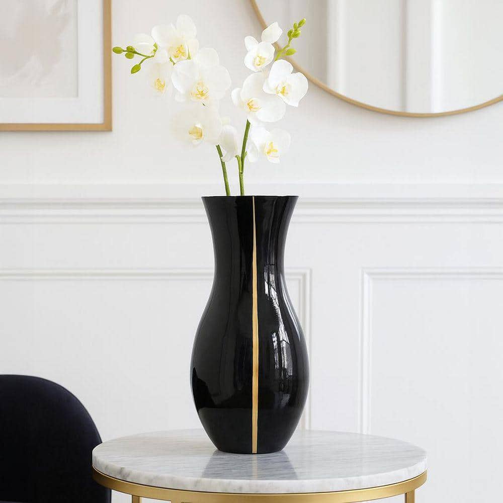 castellousa Black 13.5 Inch Tall Decorative Handmade Urn Glass