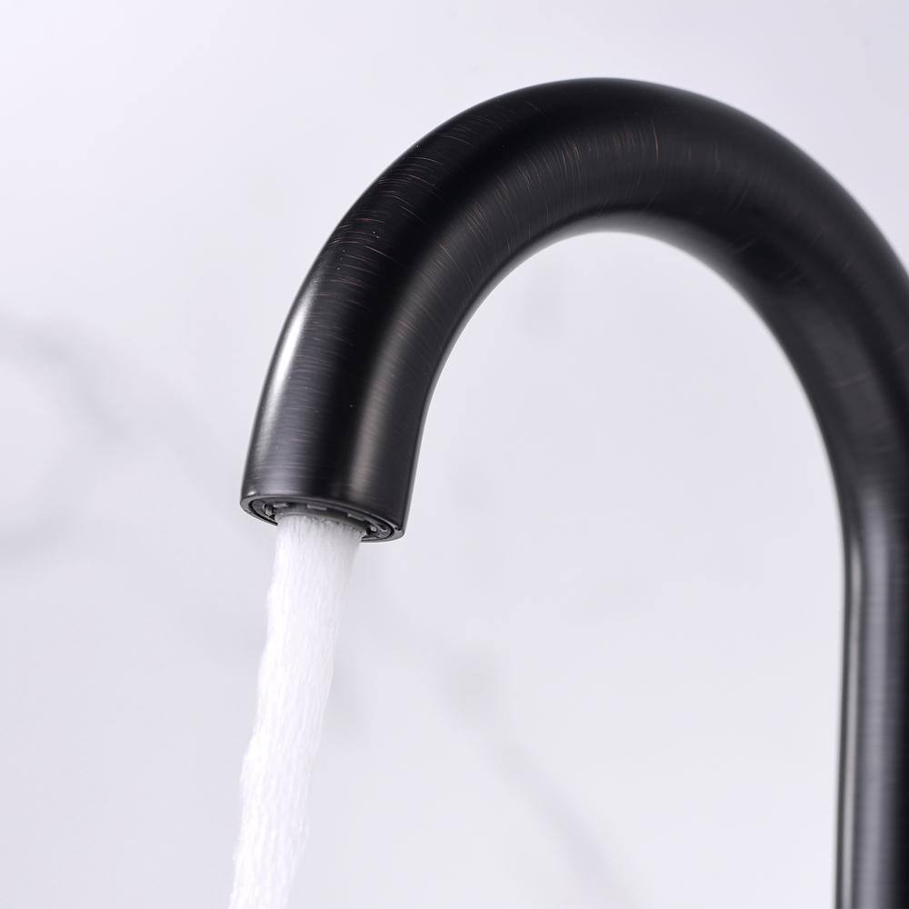 Oil Rubbed Bronze 2-Handle Centerset Bathroom Faucet with Drain Assembly