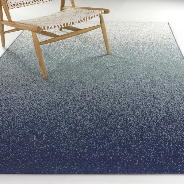 Keyzer Teal 5 ft. 3 in. x 7 ft. Gradient Indoor/Outdoor Area Rug