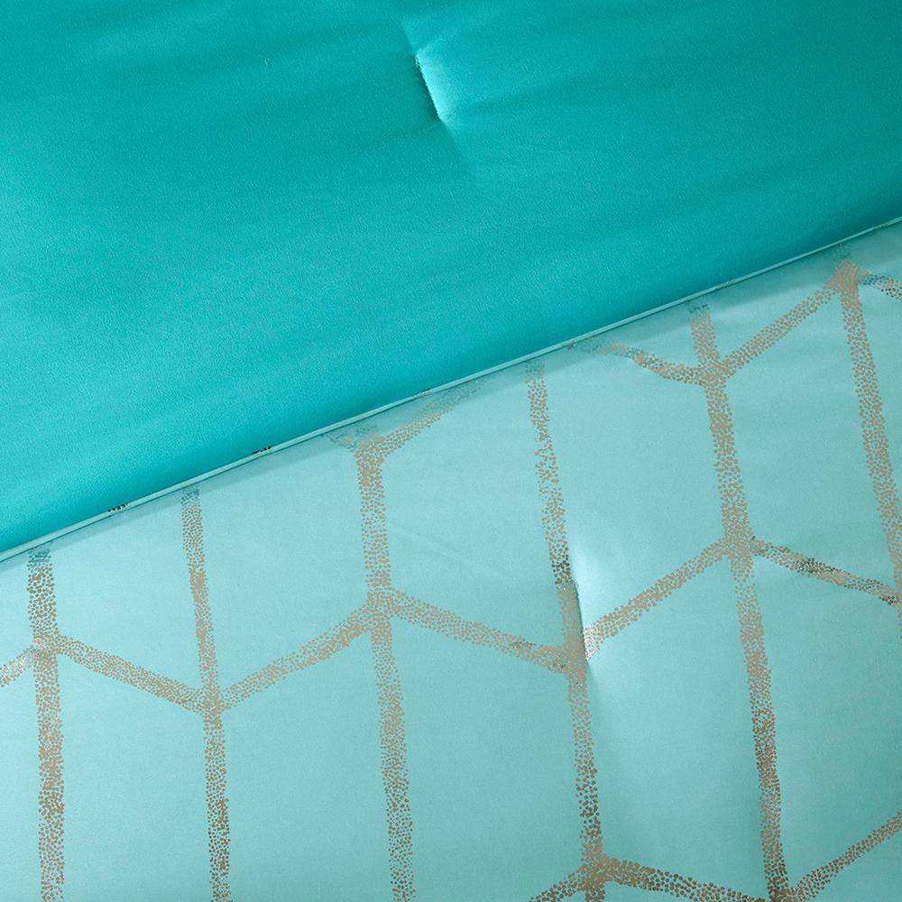 Aqua and Silver King Microfiber Comforter Set with Decorative Pillows
