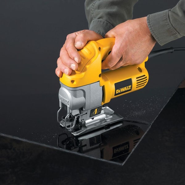 Dewalt 5.5 amp corded jig saw kit sale