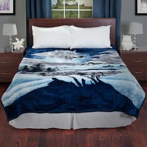 8 lbs. Multi-Colored Blue and White Heavy Weight Plush Wolf Throw Blanket