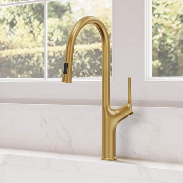 20.2 in. Single Handle 360° Swivel Pull Down Sprayer Kitchen Faucet with Advanced Spray in Brushed Gold