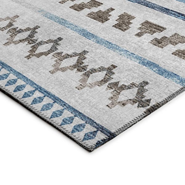 Yuma Grey 5 ft. x 7 ft. 6 in. Geometric Indoor/Outdoor Washable Area Rug
