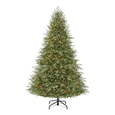 7.5 ft Westcliff Norway Spruce Pre-Lit LED Artificial Christmas Tree with 1000 Warm White Micro Dot Lights
