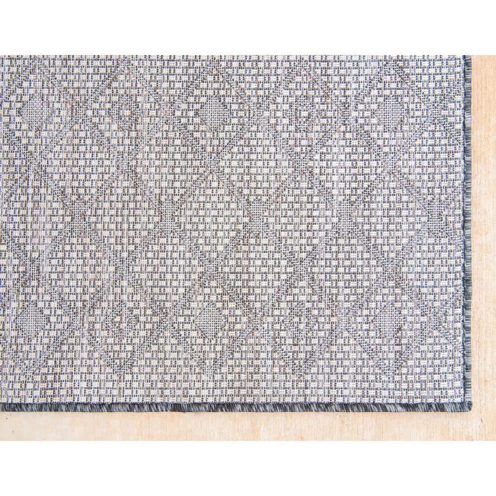 Charcoal Gray Trellis Rectangular 4' x 6' Washable Outdoor Rug