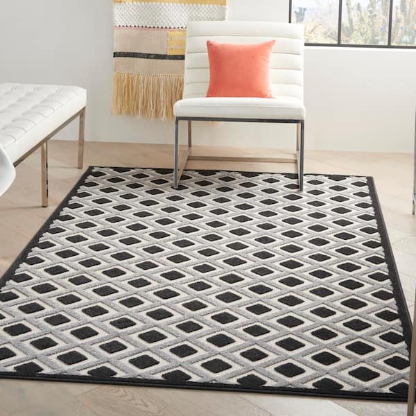 Aloha Black White 4 ft. x 6 ft. Geometric Contemporary Indoor/Outdoor Patio Area Rug