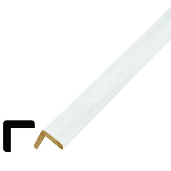 Alexandria Moulding WM 205 1-1/8 in. x 1-1/8 in. x 96 in. Primed Pine Finger-Jointed Outside Corner Moulding