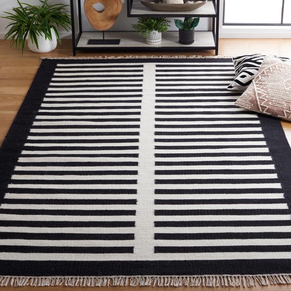Handmade Black and Ivory Wool Striped 4' x 6' Area Rug