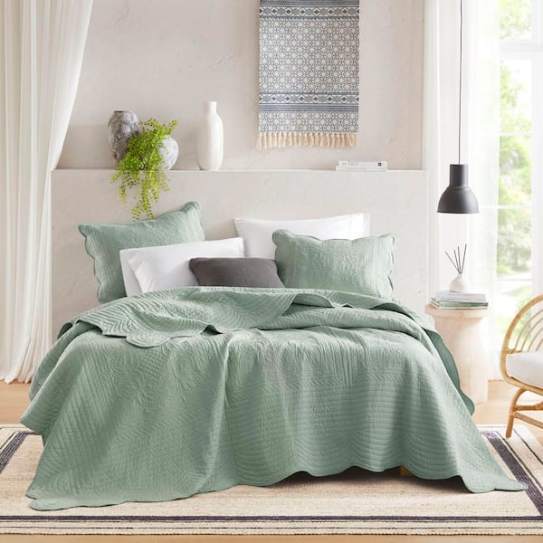 Marino Seafoam Microfiber Full/Queen Scalloped Edge Quilt Set